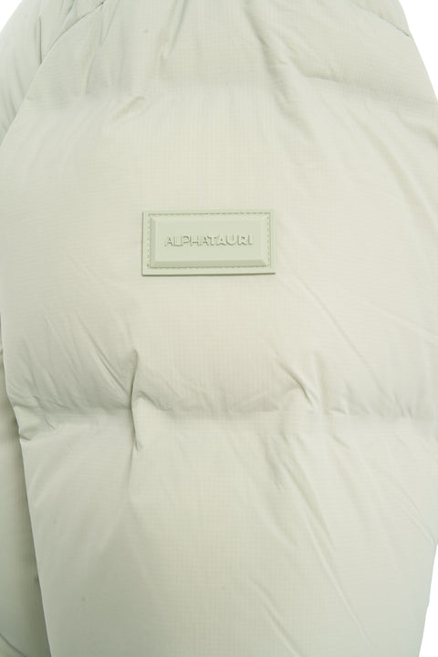 Puffer jacket with stand-up collar