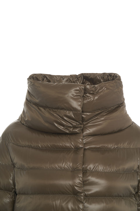 Lightweight down jacket