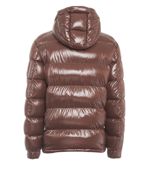 Puffer jacket with sleeve pocket