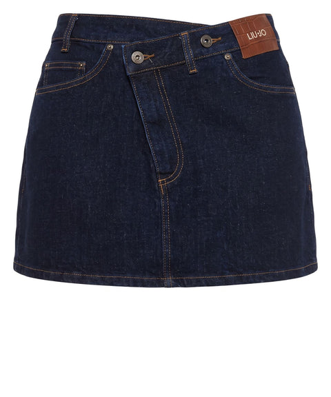 Mini skirt with offset closure