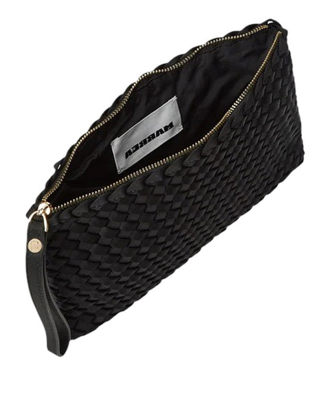 Clutch in neoprene