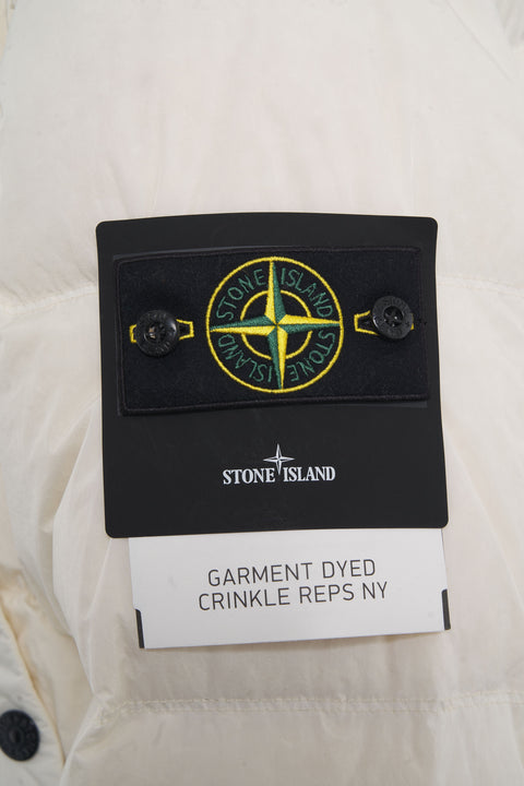Piumino con logopatch
