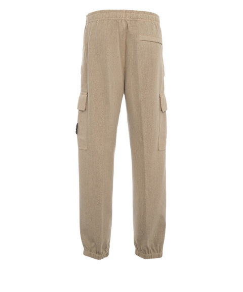 Pantaloni cargo con patch logo