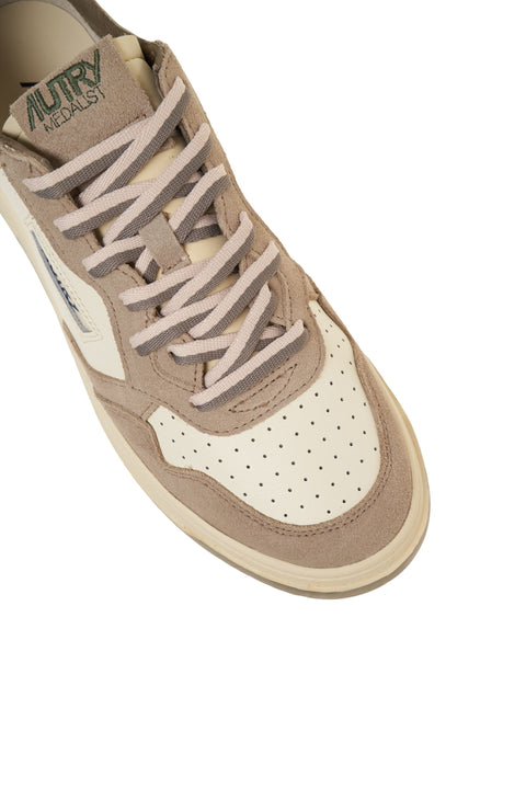 Sneakers 'Medalist Low'