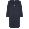 Coat with raglan sleeves