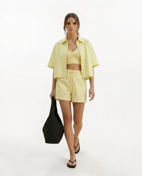 Short-sleeved blouse
