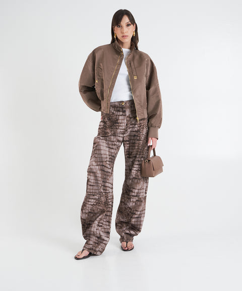 Jeans im Phyton-Optik