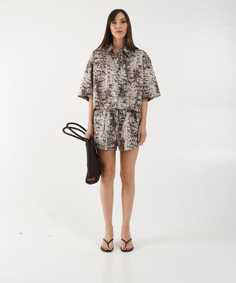 Camicia con stampa animalier