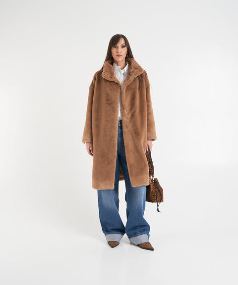 Cappotto in ecopelliccia