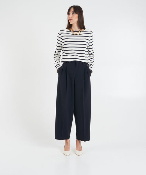Pleated pants