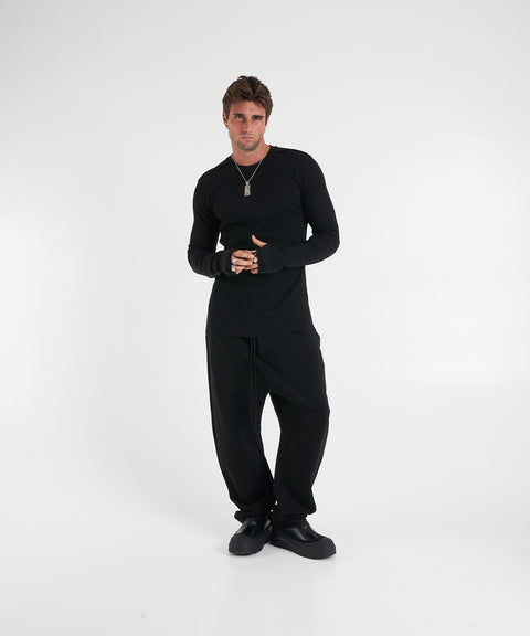 Maglione in maglia con fori per i pollici