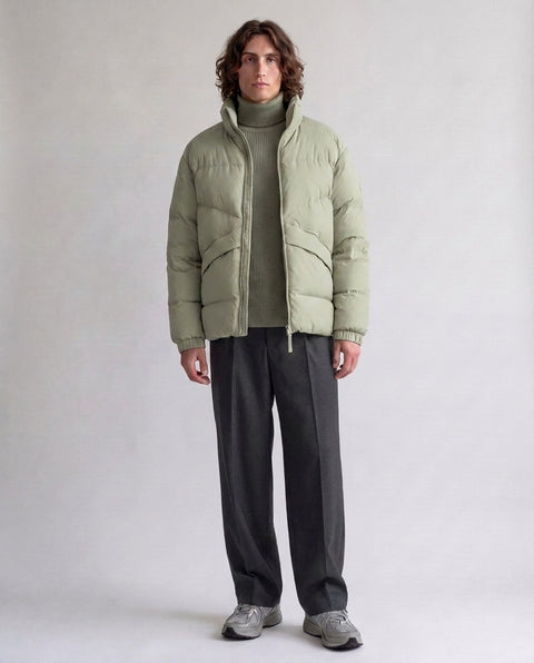 Puffer jacket with stand-up collar